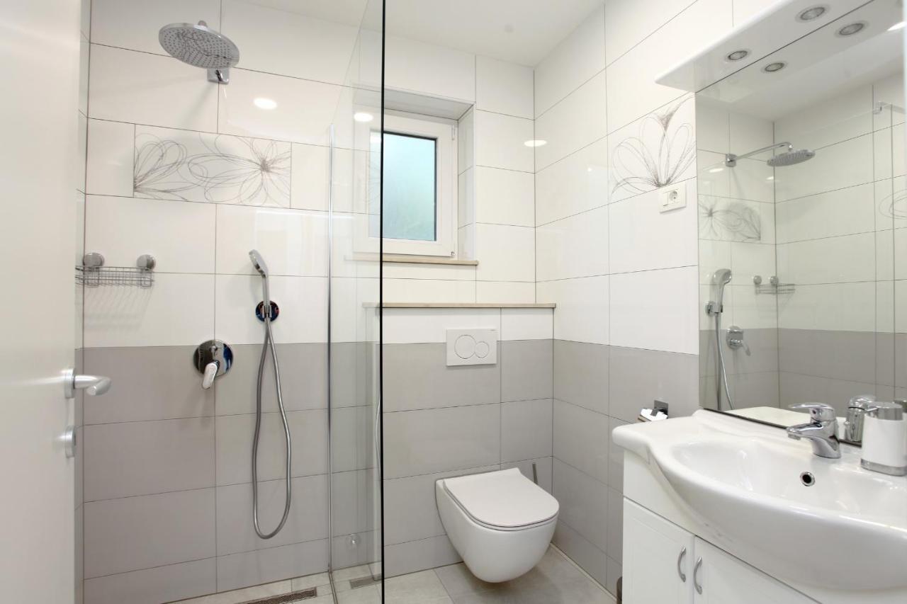 Sea View Apartments Portoroz Zm Экстерьер фото